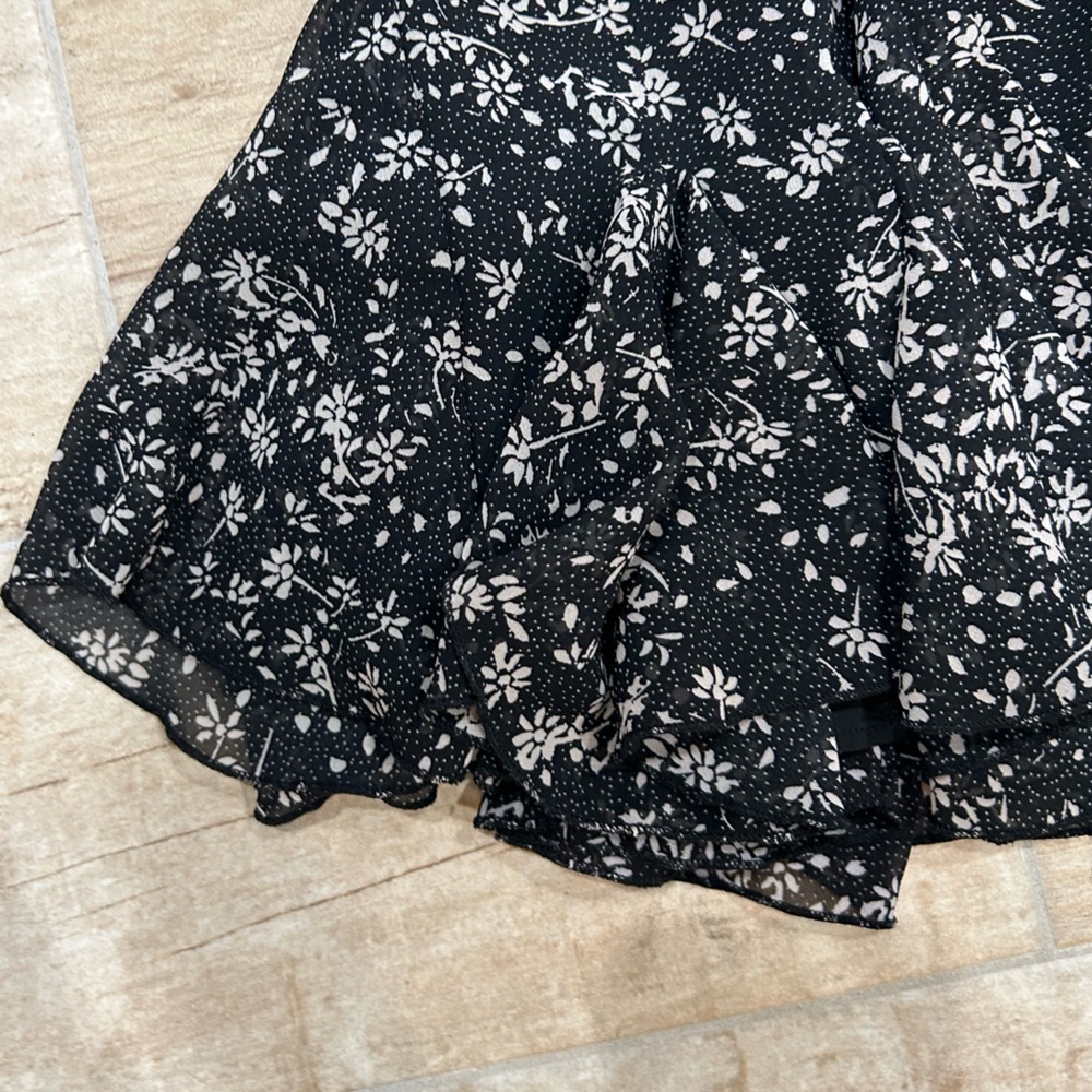NWT Ruffle Skirt - Picture 4 of 5